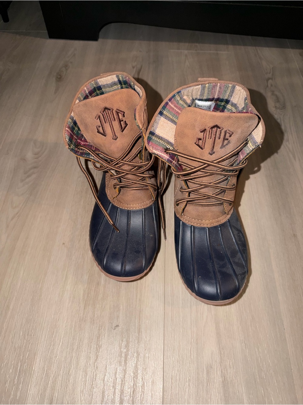 Women's Waterproof Winter Duck Boots in Brown and Navy